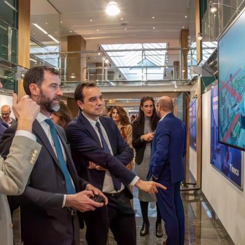 The president of Ineco, Sergio Vázquez Torrón, together with Benito Núñez, general secretary of Air and Maritime Transport, and Víctor Gordo, expert in CNS - ATM Systems.