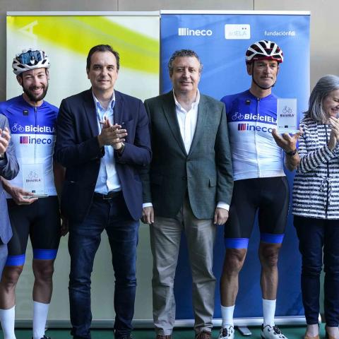 La cuarta edición del reto solidario ‘BiciclELA’ ha vuelto a ser un éxito