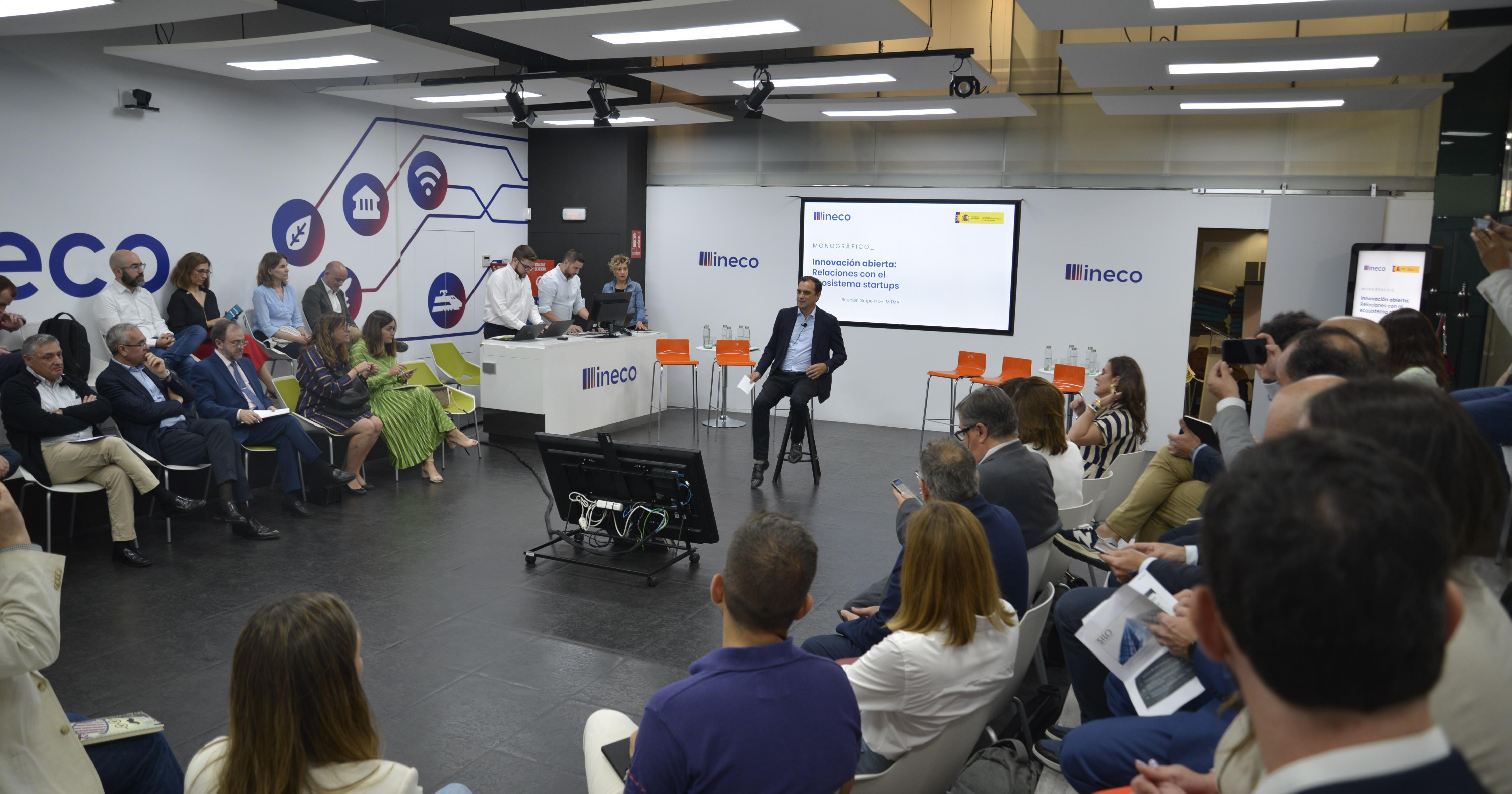 The president of Ineco, Sergio Vázquez Torrón, highlighted the enthusiastic and participative spirit of the teams as a distinguishing feature of Ineco