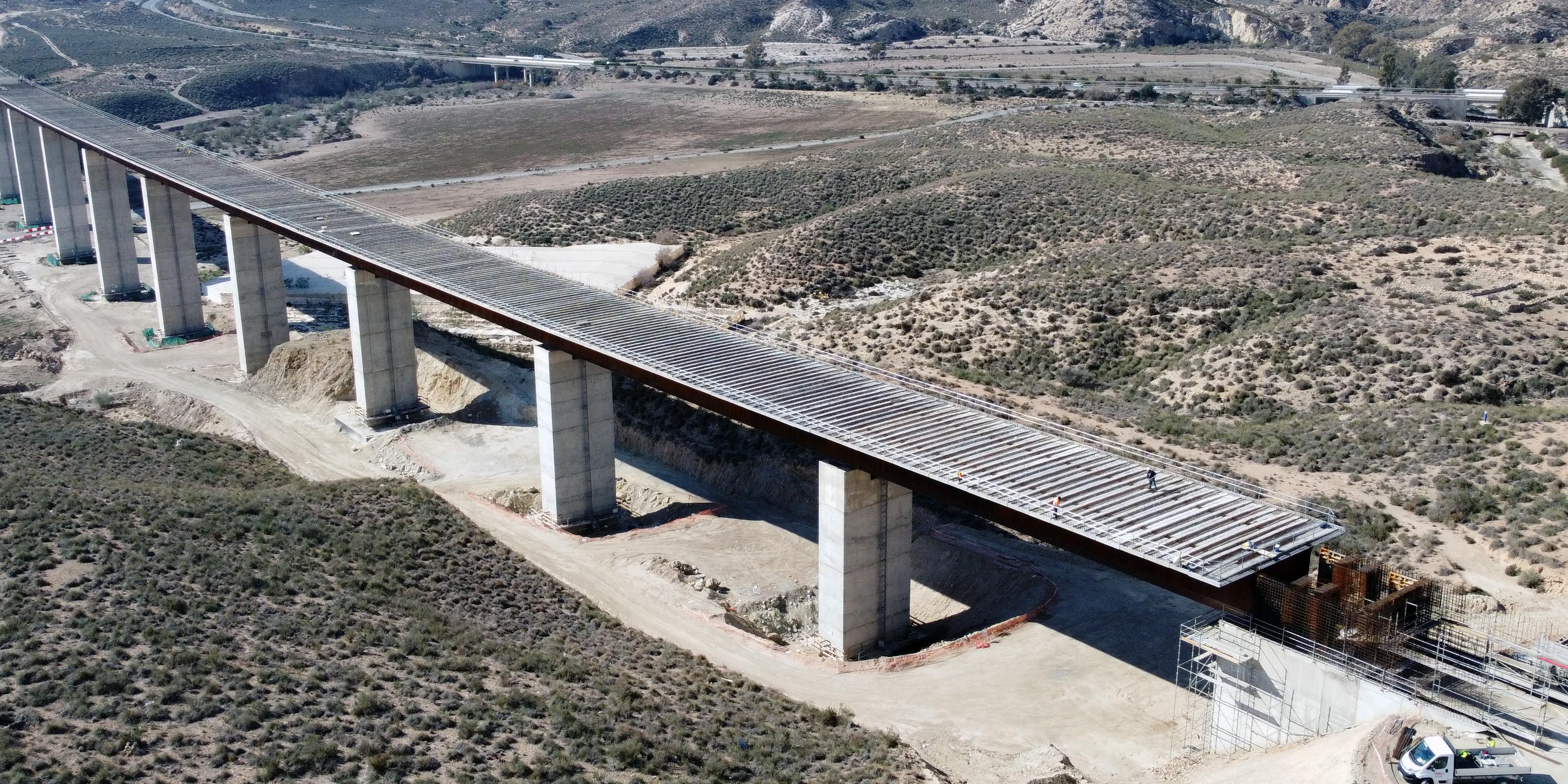 The Viaduct of Los Feos