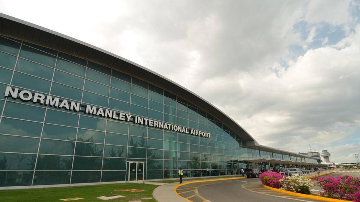 Jamaica entrusts Ineco with the development of its airports